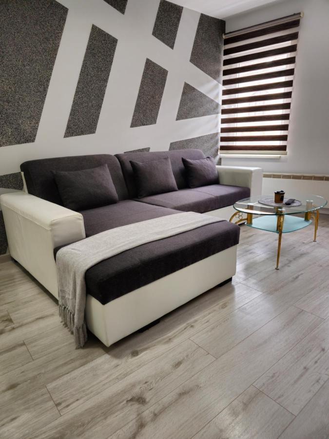 Apartment Aria Vinkovci Luaran gambar
